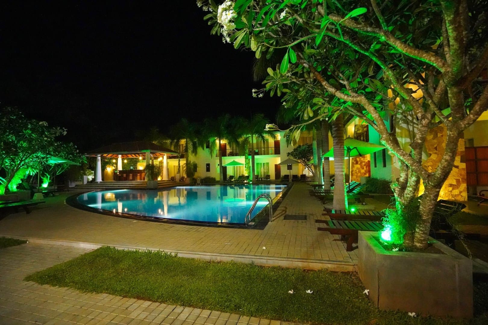 Hotel Tamarind Tree Gallery Image 40
